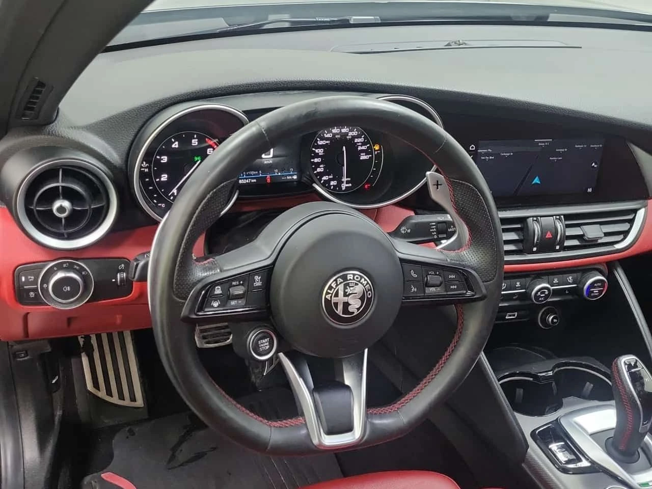 Alfa Romeo Giulia * TI SPORT * CARFAX * ЦЕНА ДО БГ, снимка 9 - Автомобили и джипове - 53954517