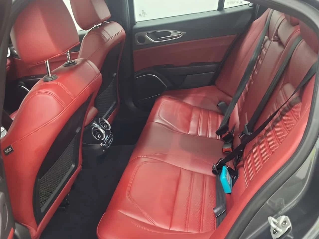 Alfa Romeo Giulia * TI SPORT * CARFAX * ЦЕНА ДО БГ, снимка 11 - Автомобили и джипове - 53954517