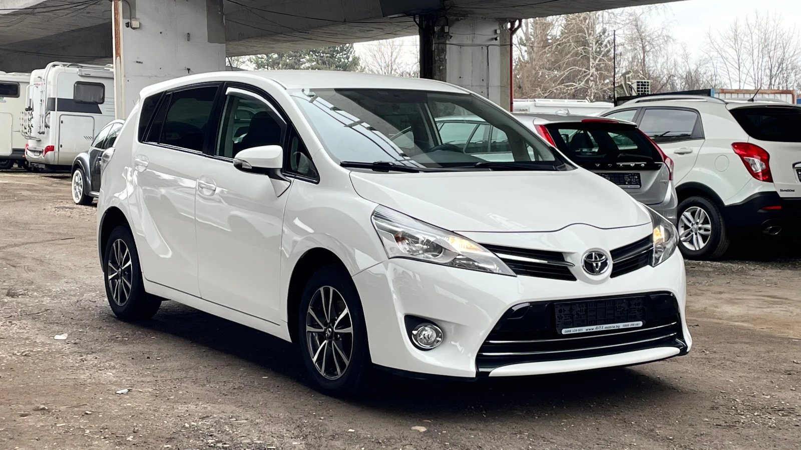 Toyota Verso 6+ 1 КАМЕРА, снимка 3 - Автомобили и джипове - 53962123