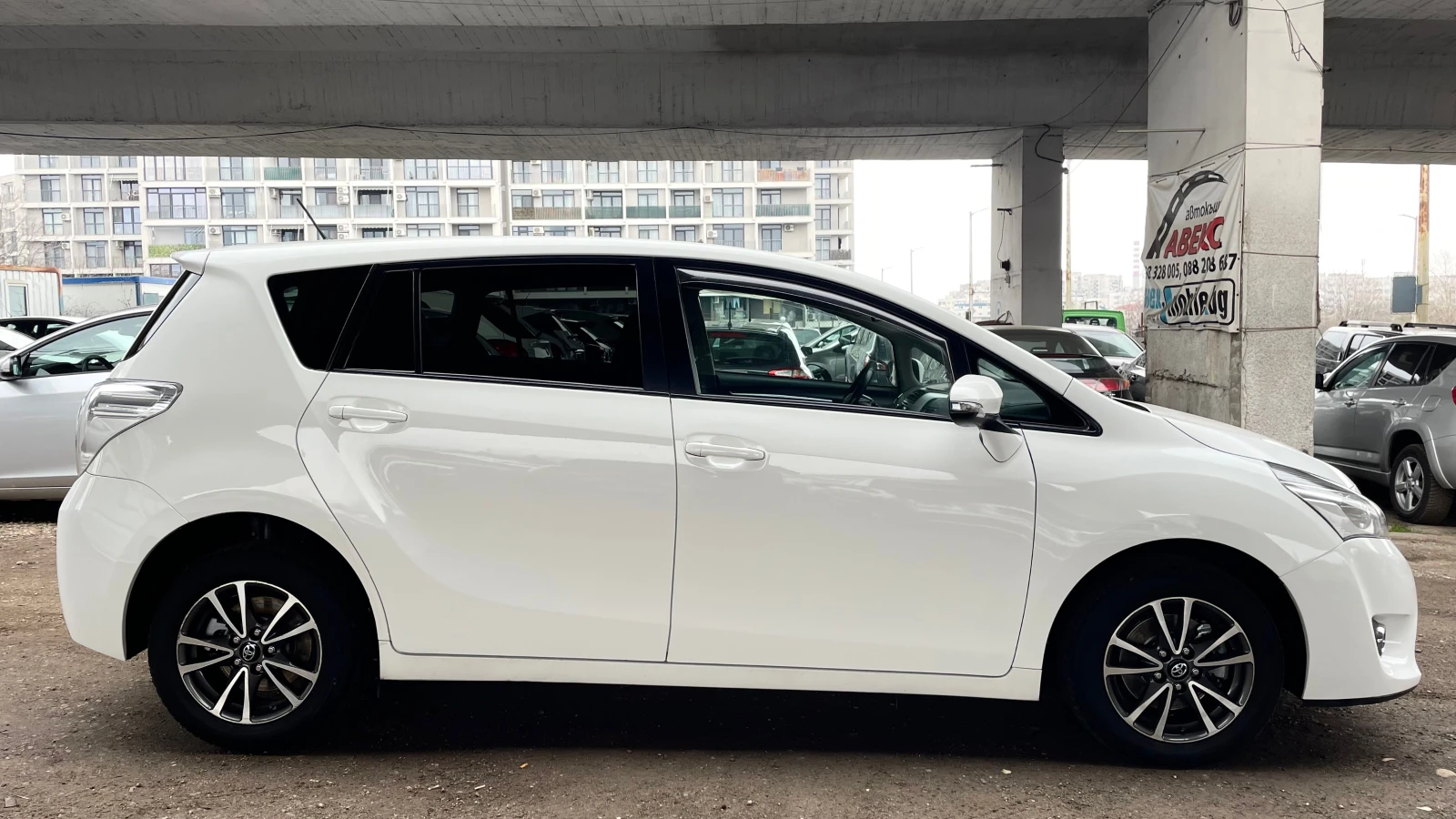 Toyota Verso 6+ 1 КАМЕРА, снимка 4 - Автомобили и джипове - 53962123
