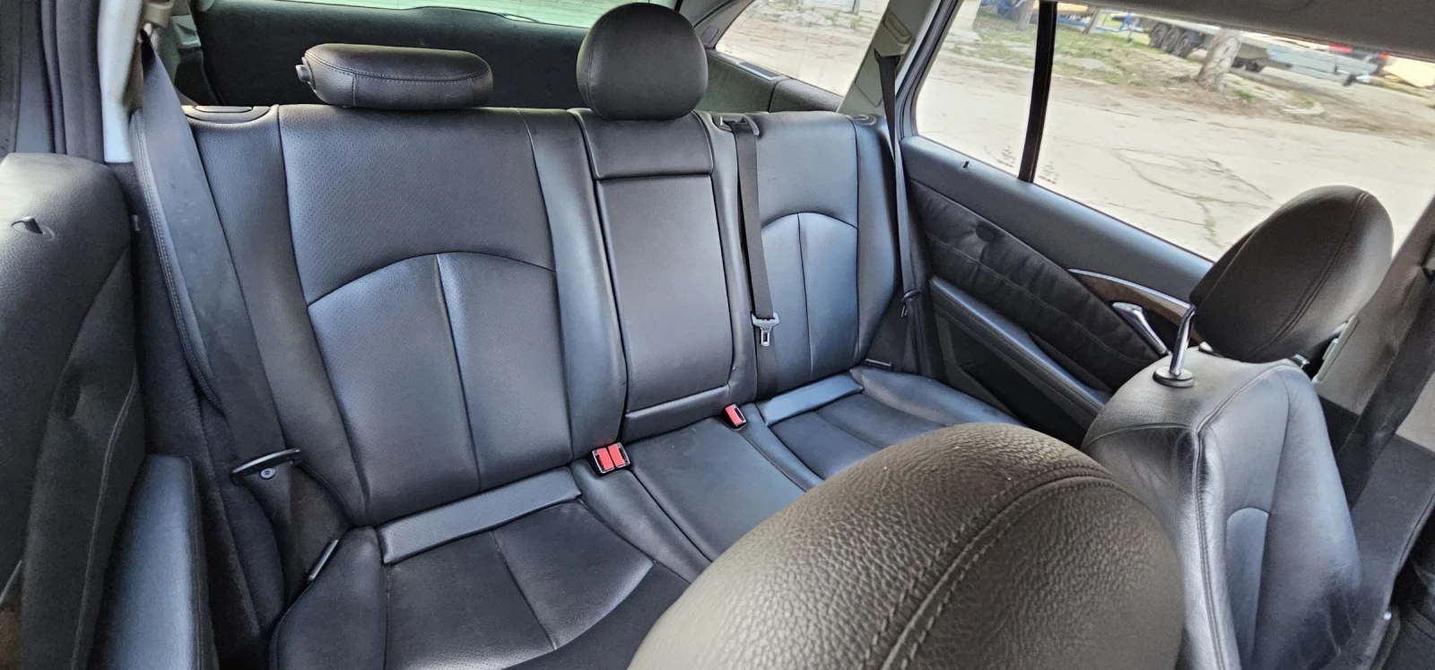 Mercedes-Benz E 320 3.2 204кс, снимка 10 - Автомобили и джипове - 54183259