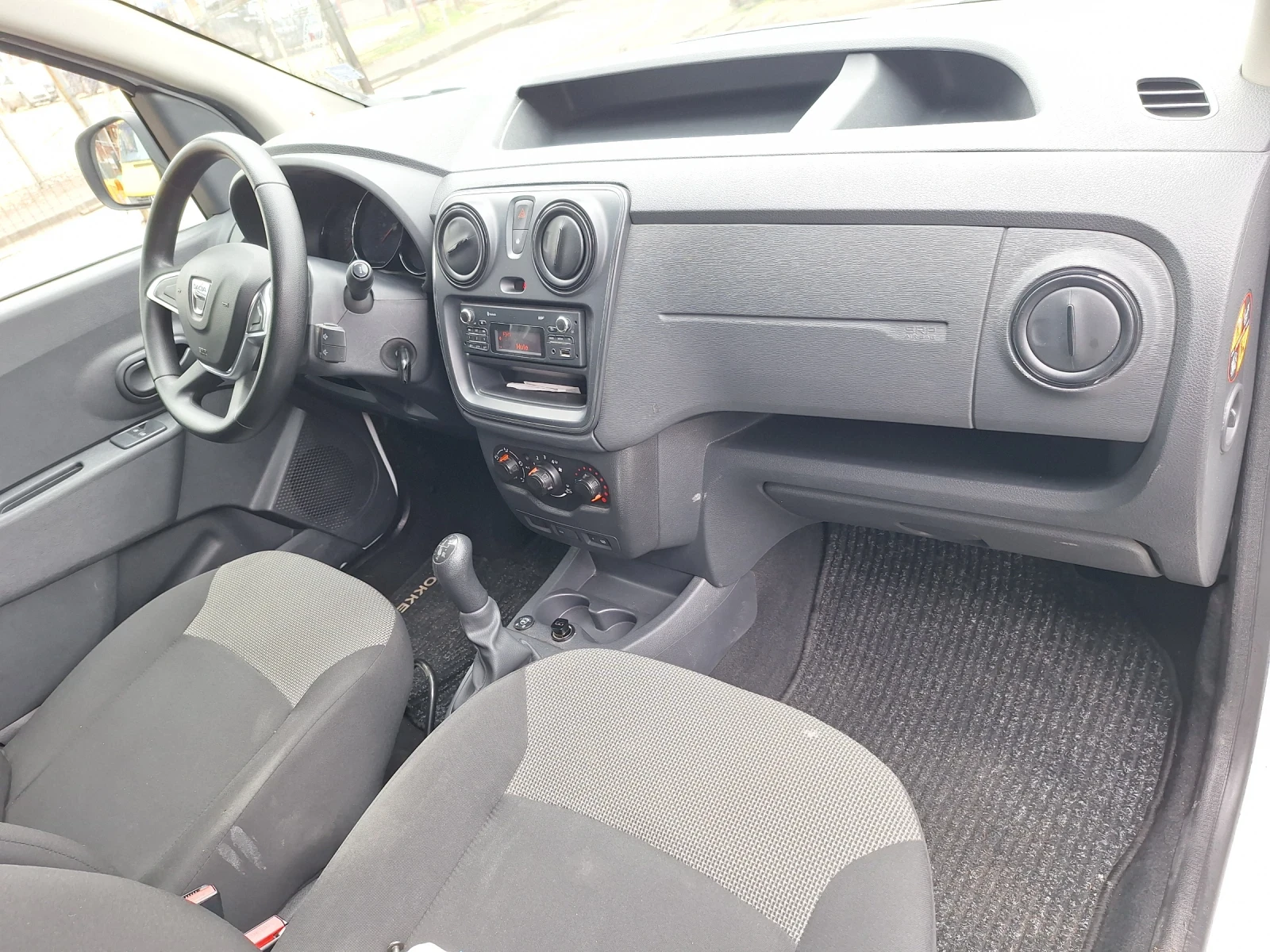 Dacia Dokker, снимка 6 - Автомобили и джипове - 54220762