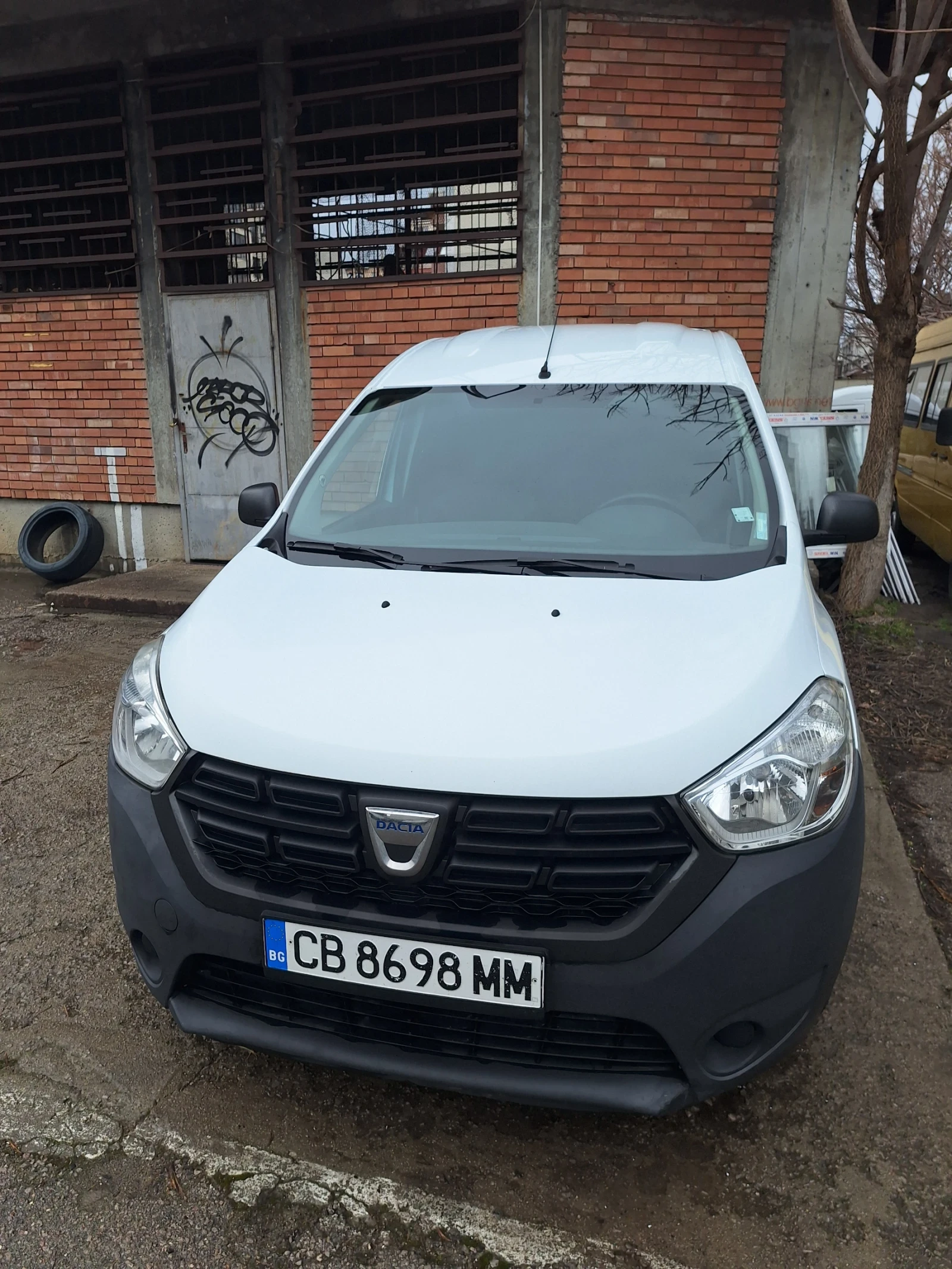 Dacia Dokker, снимка 2 - Автомобили и джипове - 54220762