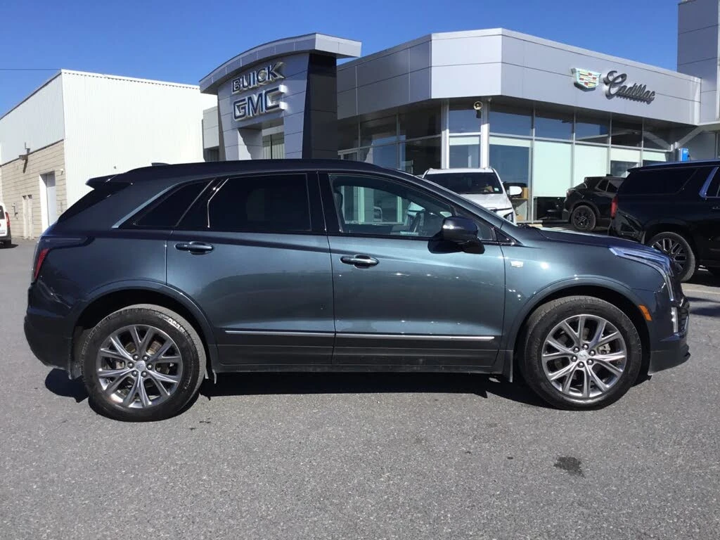 Cadillac XT5 Sport AWD, снимка 3 - Автомобили и джипове - 54358867