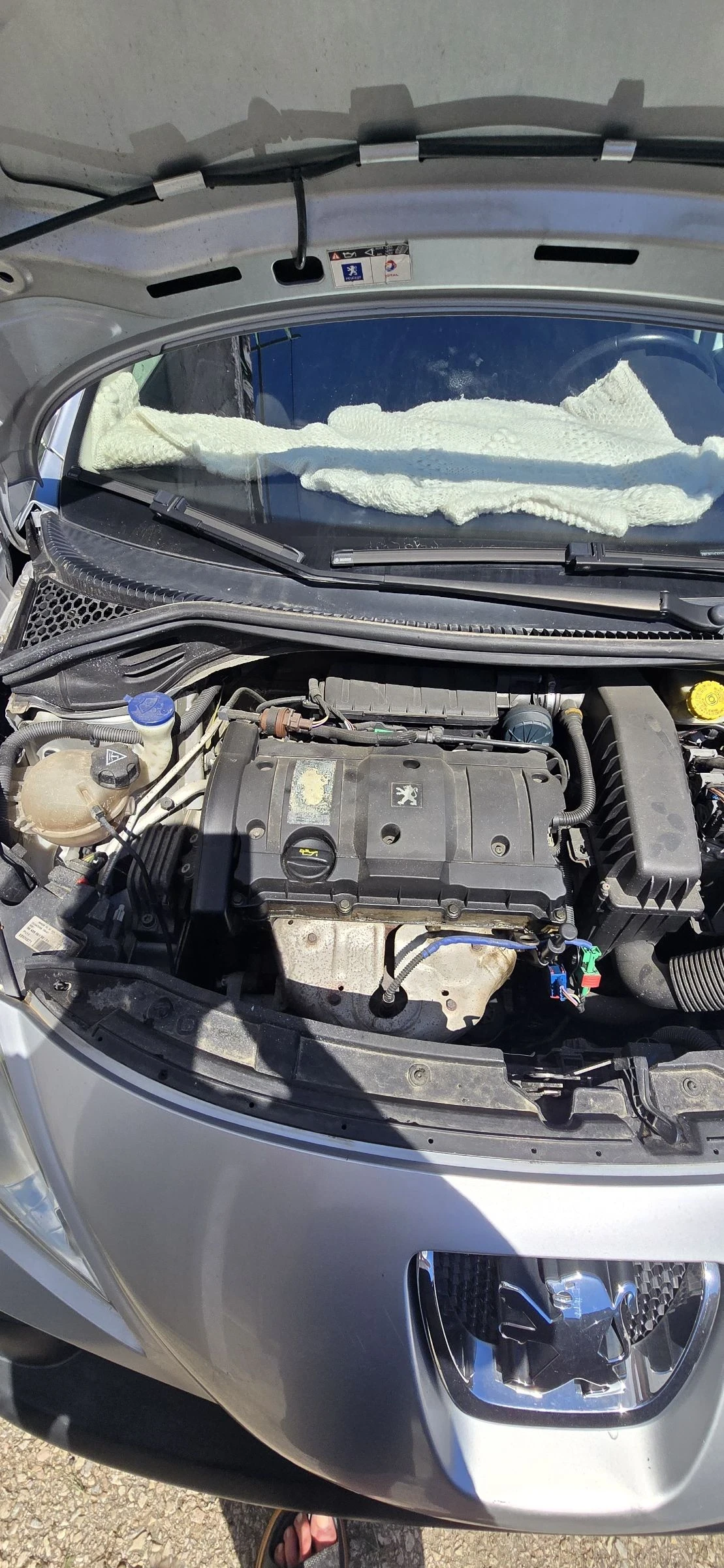 Peugeot 207 1.6 109кс, снимка 9 - Автомобили и джипове - 54657328
