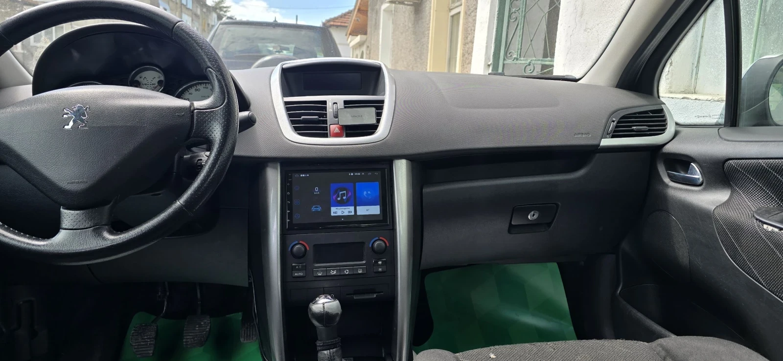 Peugeot 207 1.6 109кс, снимка 13 - Автомобили и джипове - 54657328