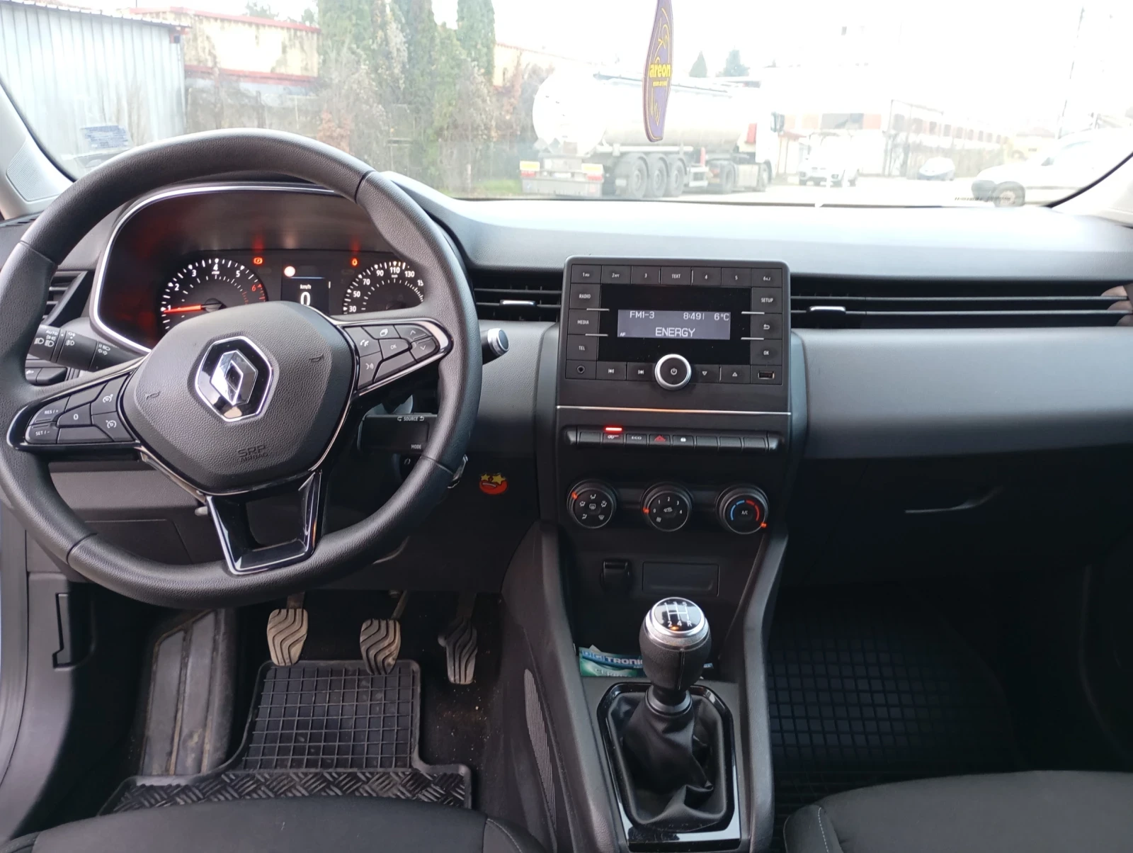 Renault Clio, снимка 12 - Автомобили и джипове - 54986878