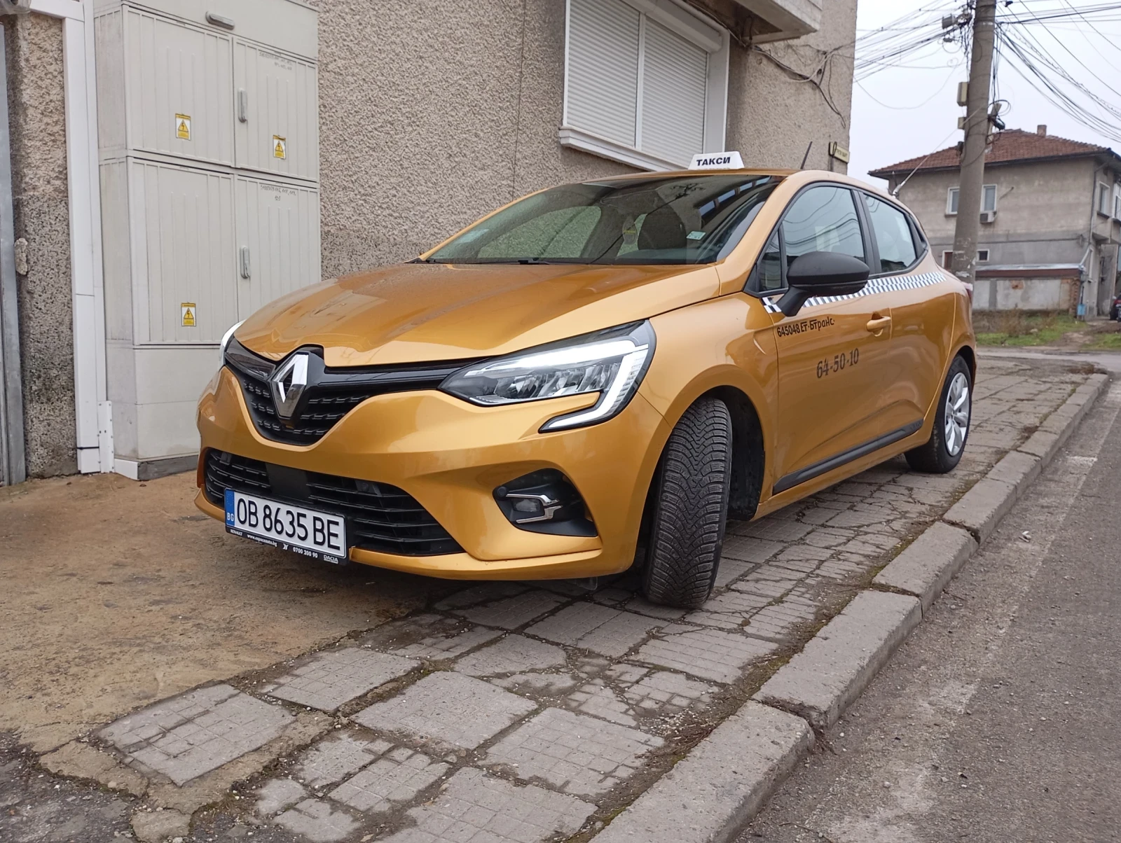 Renault Clio, снимка 11 - Автомобили и джипове - 54986878