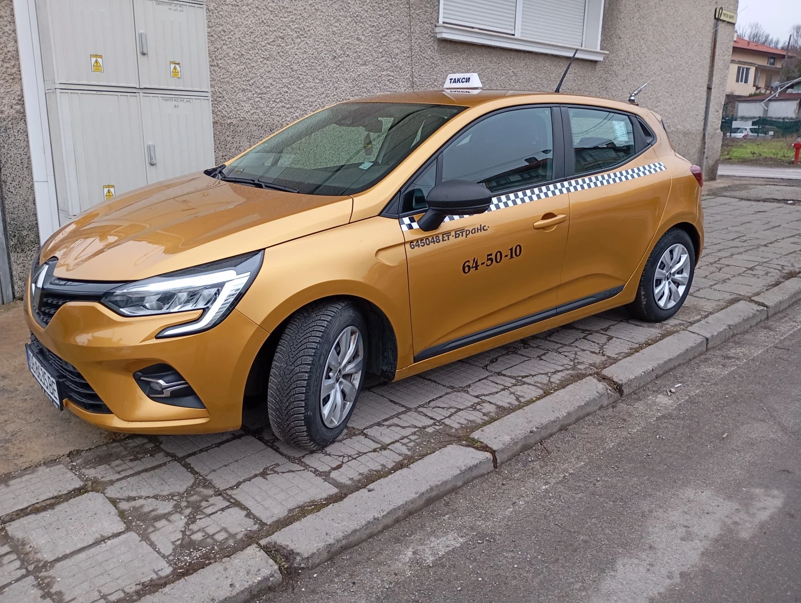 Renault Clio, снимка 10 - Автомобили и джипове - 54986878