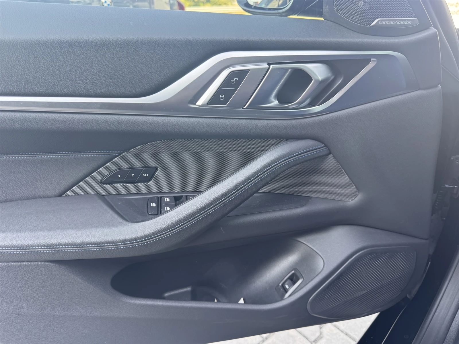 BMW i4 xDrive40 Gran Coupe, снимка 12 - Автомобили и джипове - 55000324