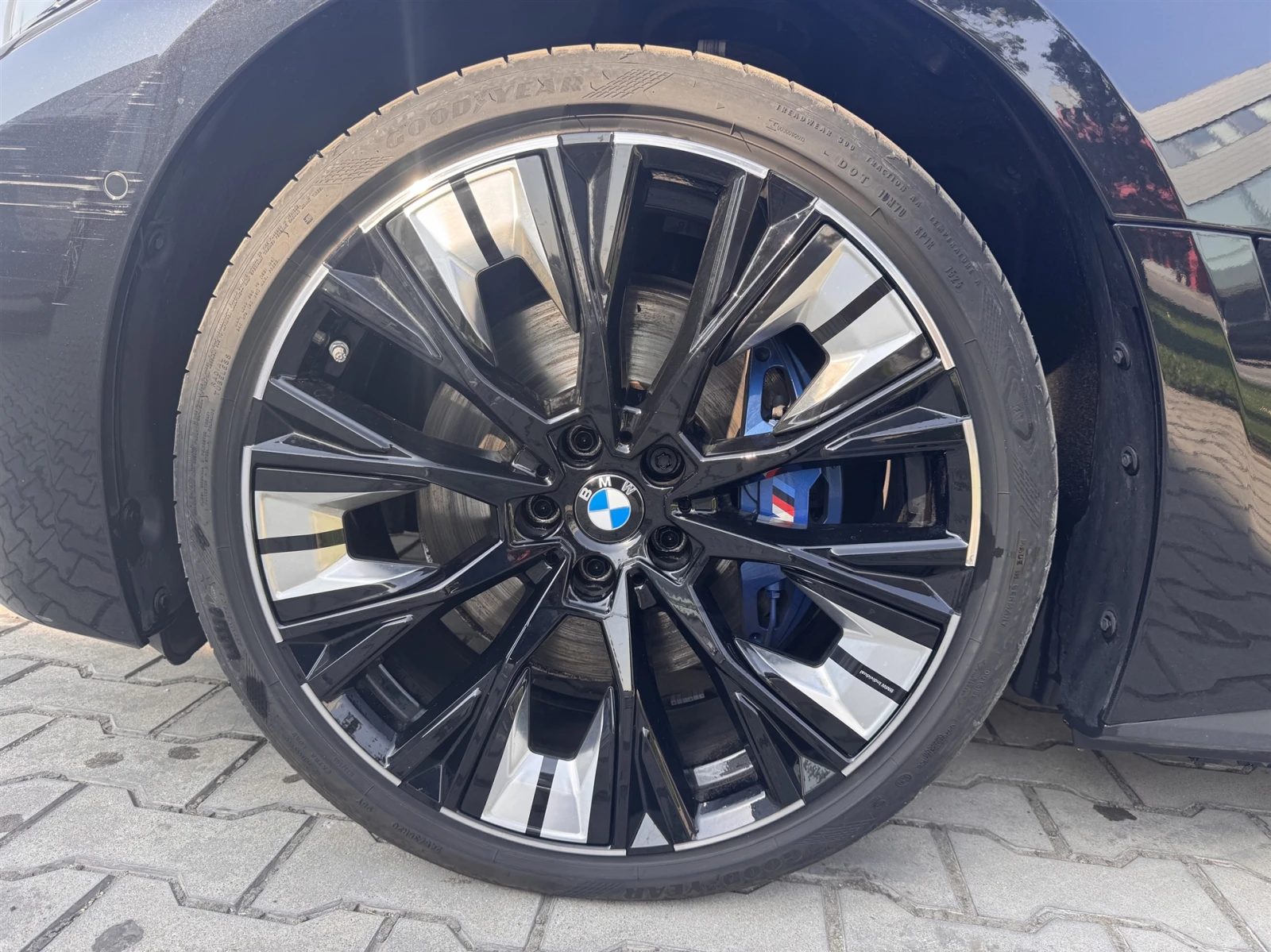 BMW i4 xDrive40 Gran Coupe, снимка 5 - Автомобили и джипове - 55000324