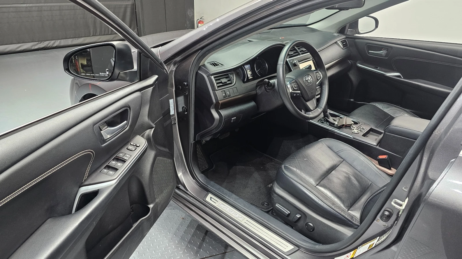 Toyota Camry 2.5 XLE | Mobile.bg � ����������� 8