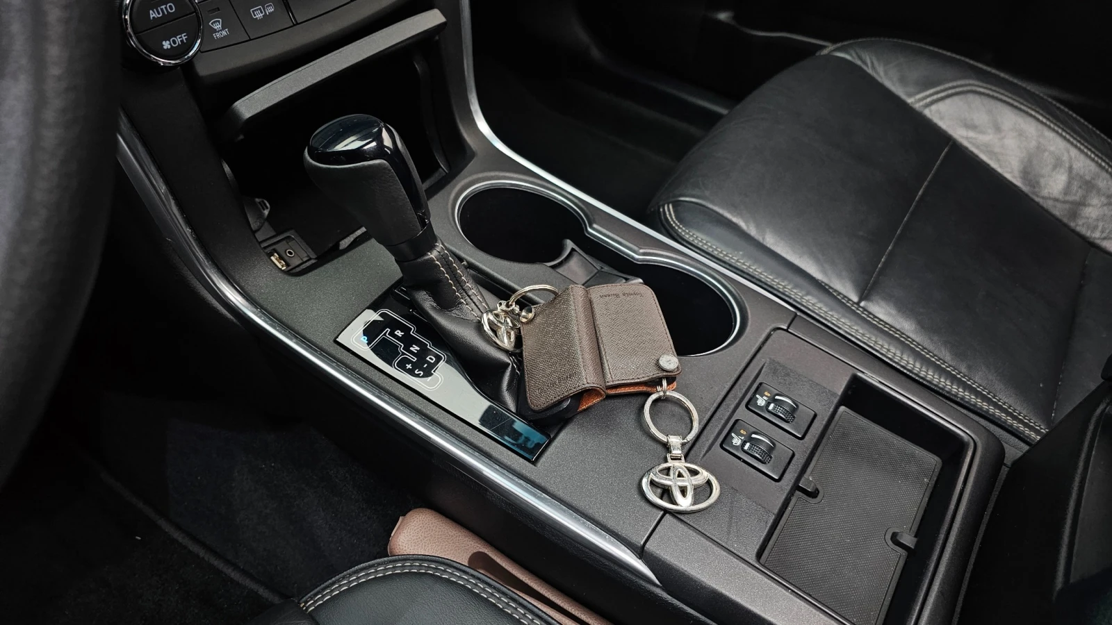 Toyota Camry 2.5 XLE | Mobile.bg � ����������� 7