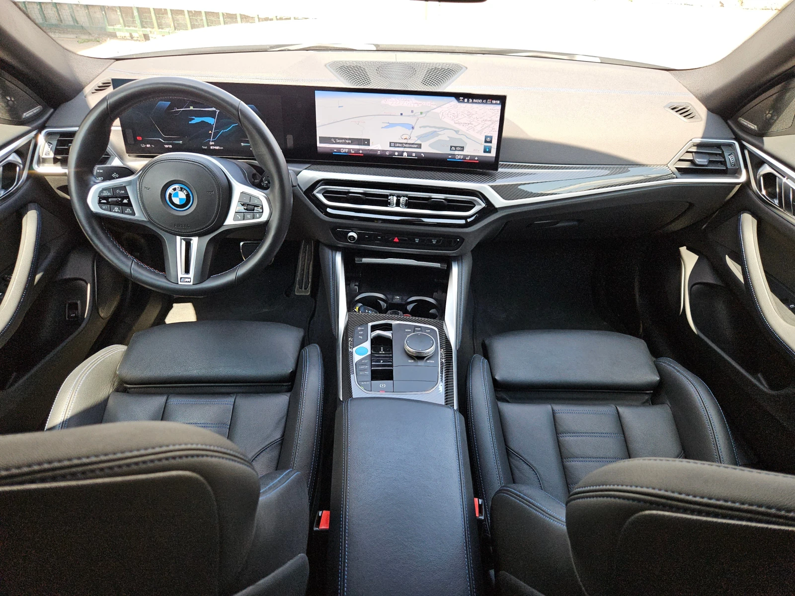 BMW i4 М50/27421км/eDrive/LED/Cam 360/M-Sport Pro/CarPlay, снимка 10 - Автомобили и джипове - 55316404