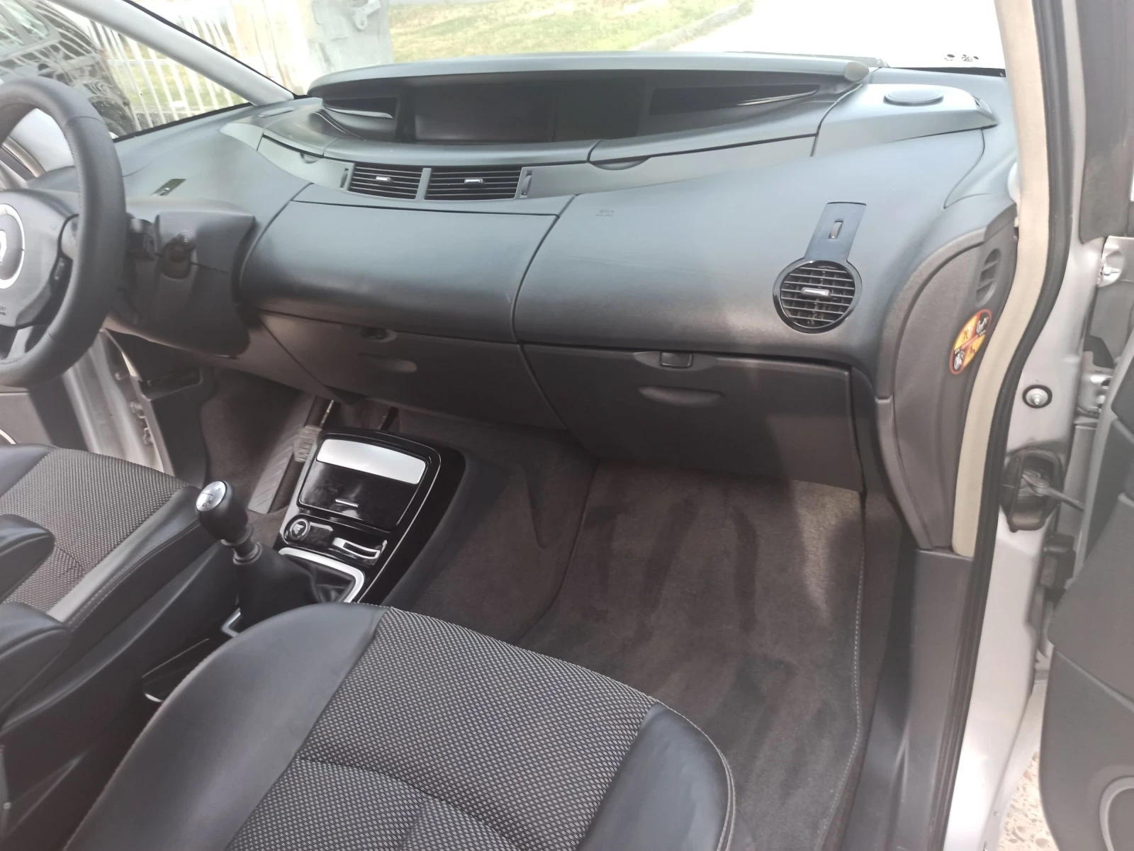 Renault Espace 2.0, снимка 14 - Автомобили и джипове - 55384662