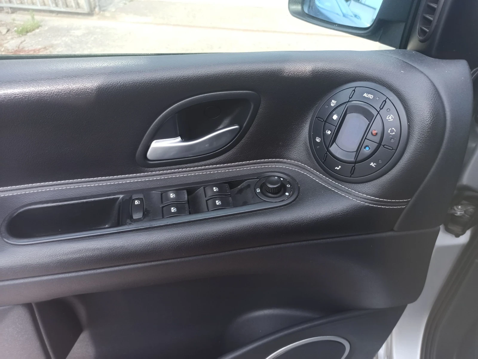 Renault Espace 2.0, снимка 10 - Автомобили и джипове - 55384662