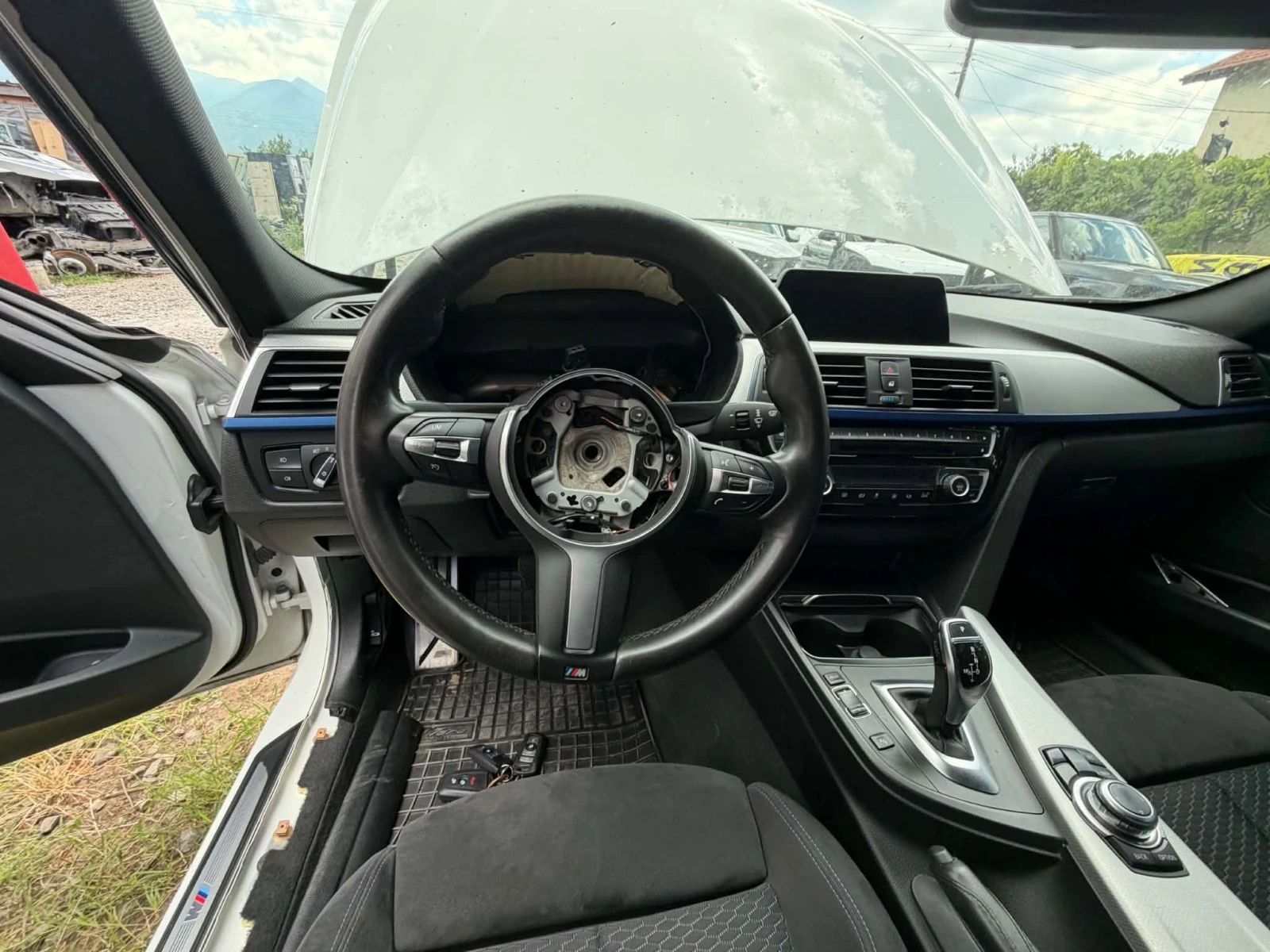 BMW 320 F31, снимка 15 - Автомобили и джипове - 55379110