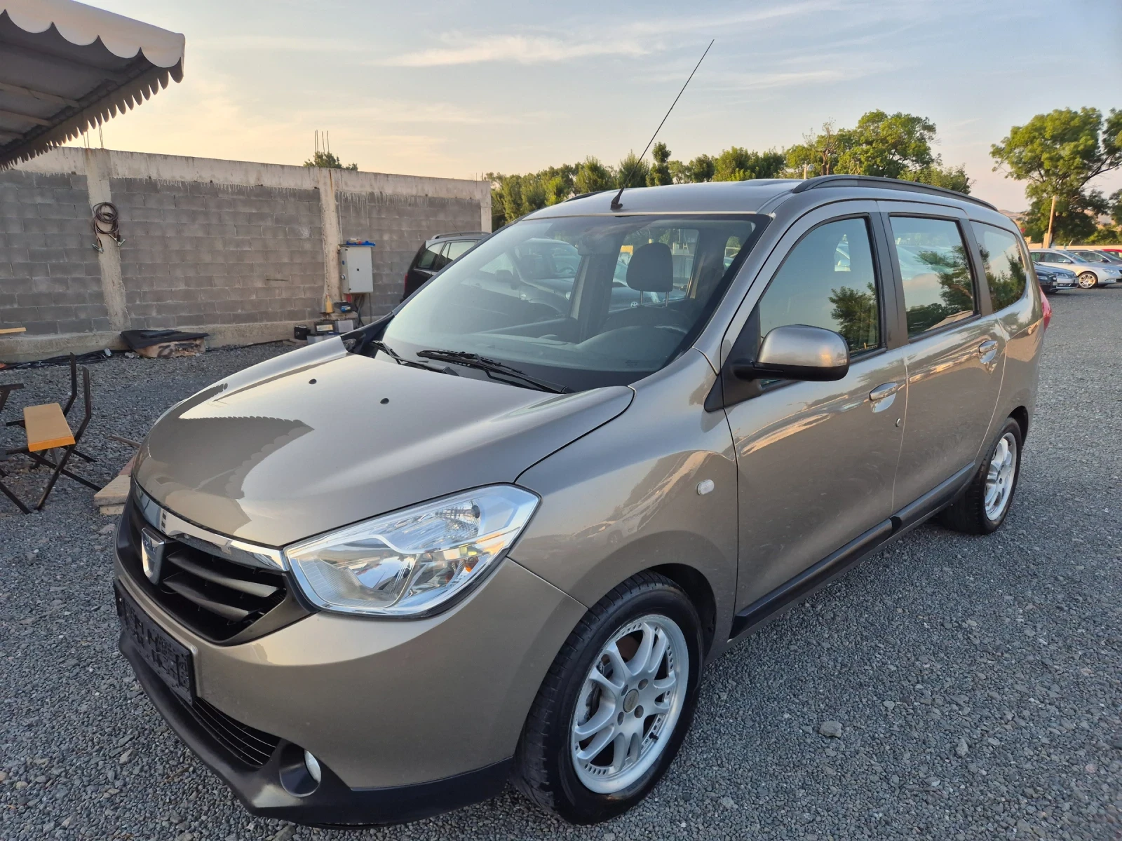 Dacia Lodgy 6+ 1места 1.5dci