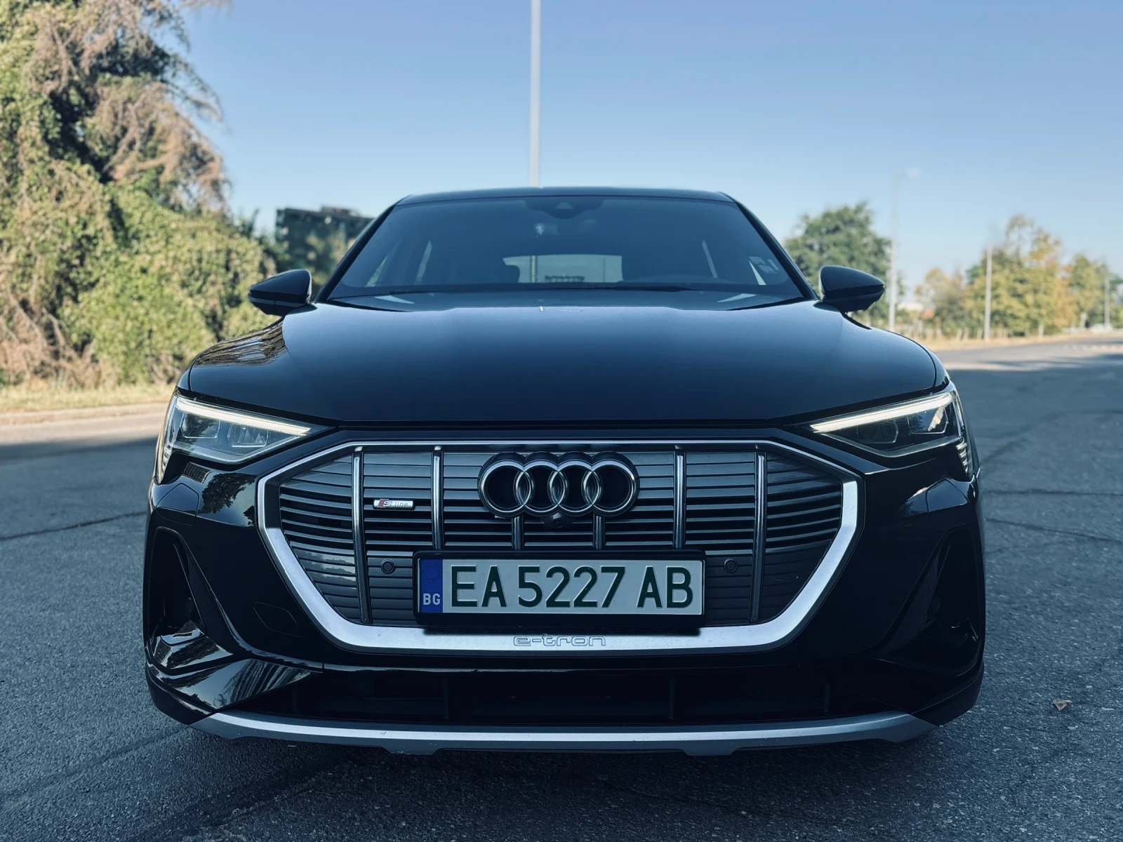 Audi E-Tron Sportback, S line, panorama, снимка 4 - Автомобили и джипове - 55679360