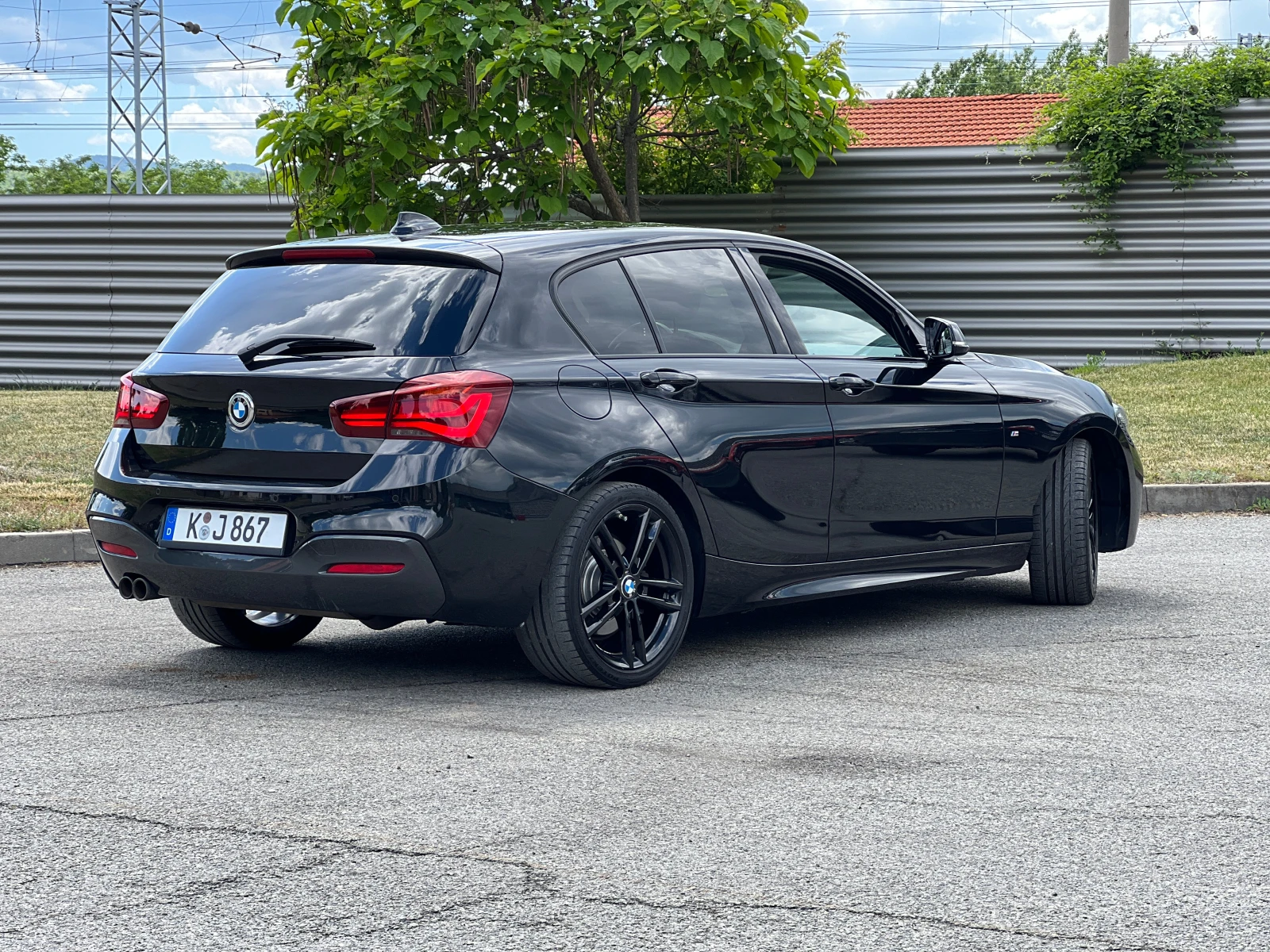 BMW 120 i F20 M Sport | B48, снимка 2 - Автомобили и джипове - 55729296