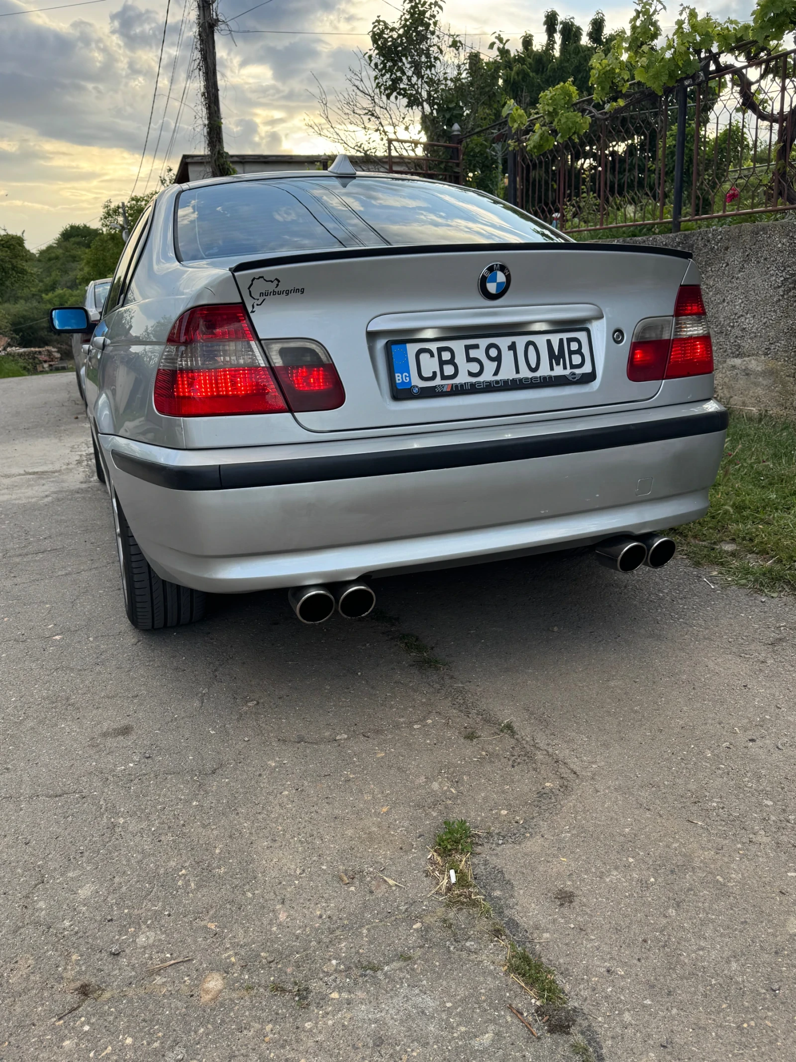 BMW 320, снимка 9 - Автомобили и джипове - 55887103