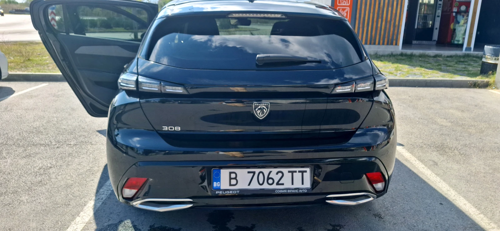 Peugeot 308 Allure Pack 1.2 PureTech 130 EAT8 EURO 6.4, снимка 7 - Автомобили и джипове - 56313631