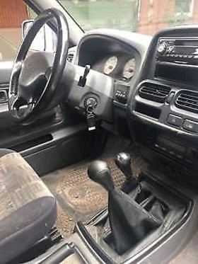 Nissan Navara 2.5 103кс на  части - изображение 5