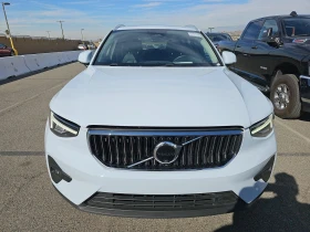 Volvo XC40 B5 Plus Bright Theme, снимка 2