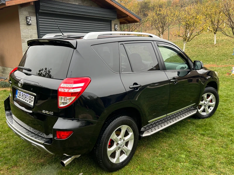 Toyota Rav4, снимка 4 - Автомобили и джипове - 47824684