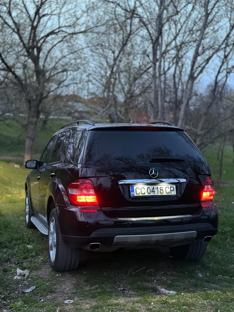 Mercedes-Benz ML Реален пробег!, снимка 3 - Автомобили и джипове - 49364972