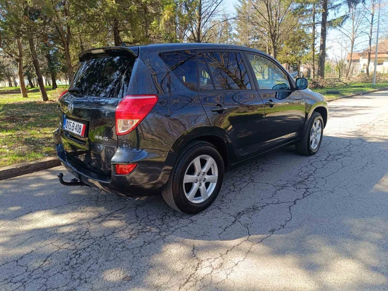 Toyota Rav4 2.2 D4D/136к.с, снимка 7 - Автомобили и джипове - 49562740