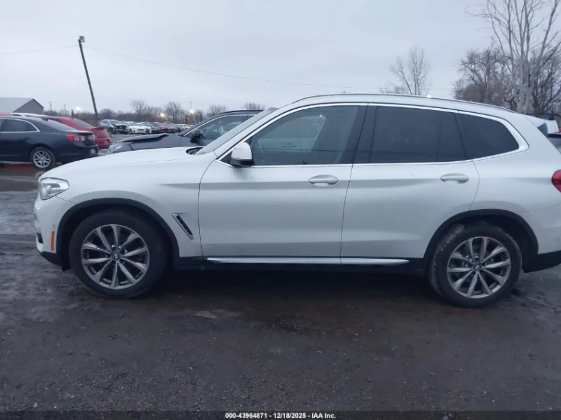 BMW X3 / xDrive30i / 360 / PANO / ПОДГРЕВИ / CARFAX, снимка 7 - Автомобили и джипове - 53261454