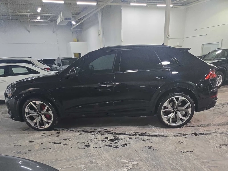 Audi RSQ8 4.0 TFSI quattro  CARFAX, снимка 10 - Автомобили и джипове - 53269192