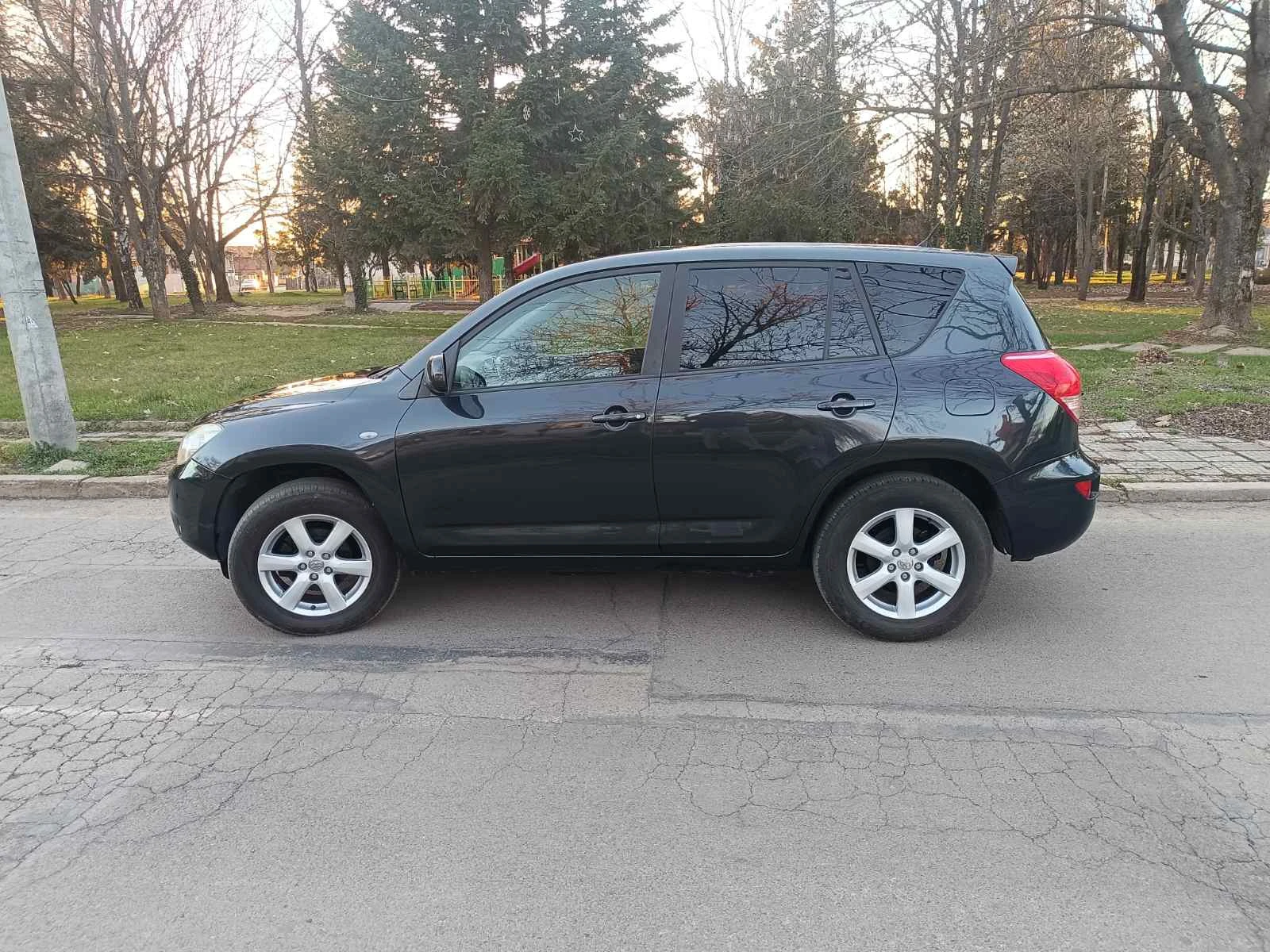 Toyota Rav4 2.2 D4D/136к.с, снимка 1
