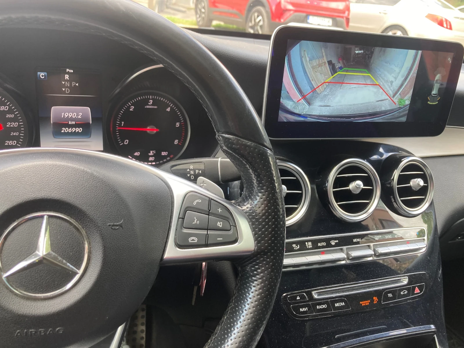 Mercedes-Benz GLC 220  - изображение 10