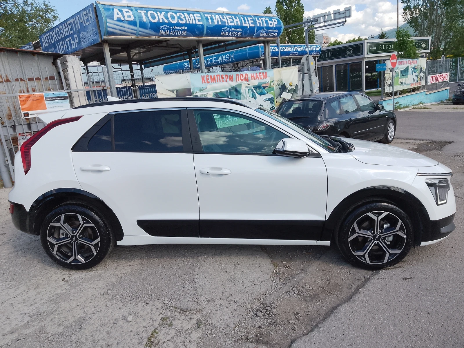 Kia Niro 1.6 HEV/FULL HYBRID/БЯЛА ПЕРЛА - изображение 4