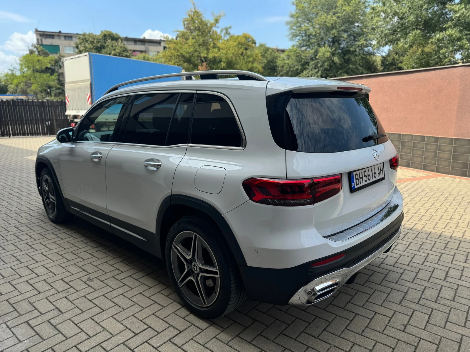 Mercedes-Benz GLB 220 4 matic 6+ 1 - изображение 8
