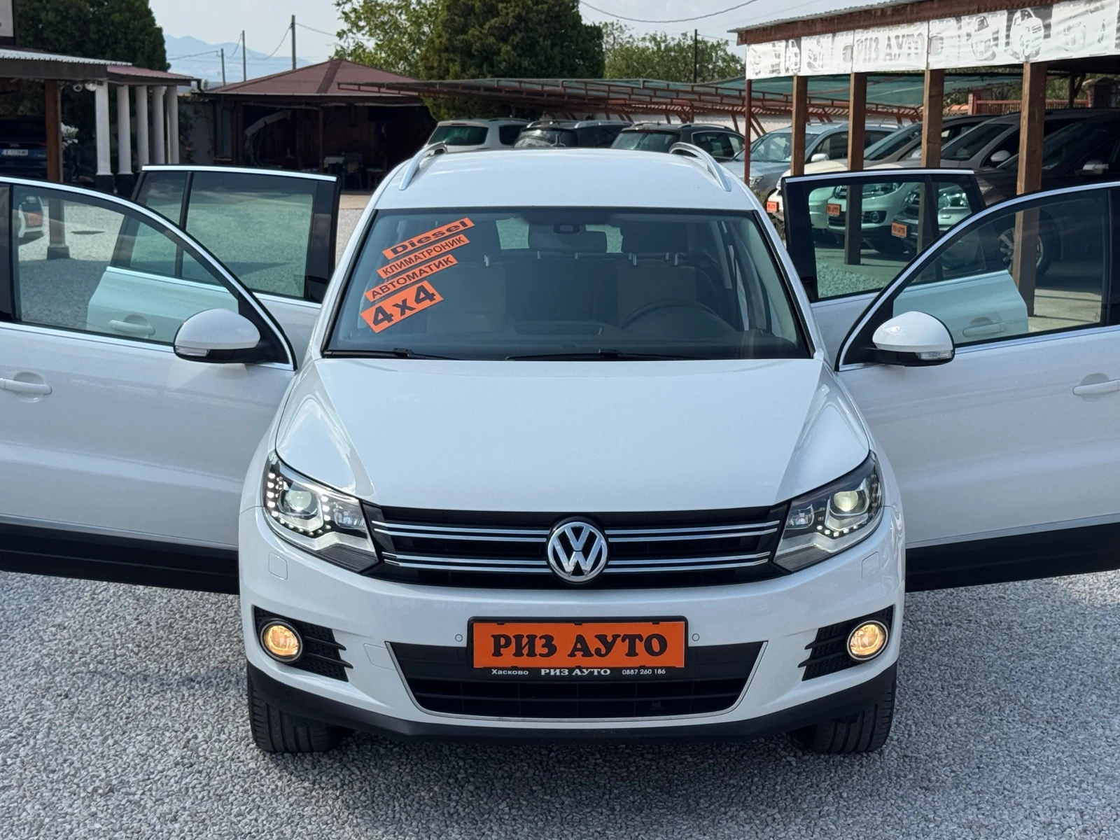 VW Tiguan 2.0TDI* 100%км* NAVI* AUT* 4X4* PARKASISTAN* TOP*  - изображение 2