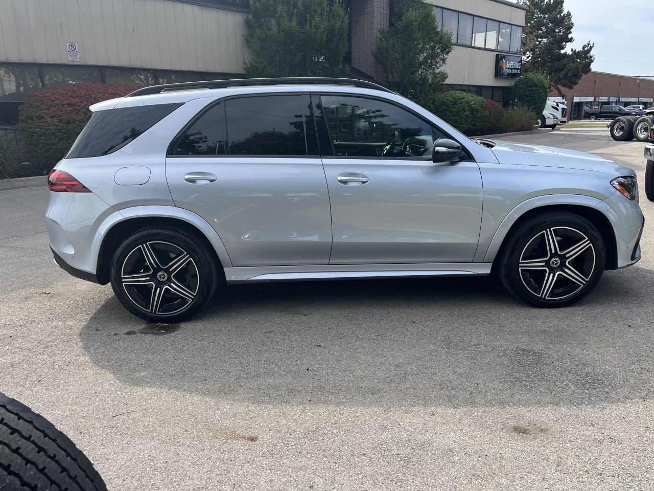 Mercedes-Benz GLE 53 4MATIC 2025 FULL * БЕЗ ПЪРВОНАЧАЛНА ВНОСКА*  - изображение 4