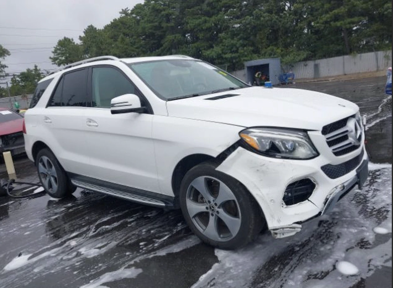 Mercedes-Benz GLE 350 Harman/Kardon, dual pano, 360* , keyless  - изображение 2