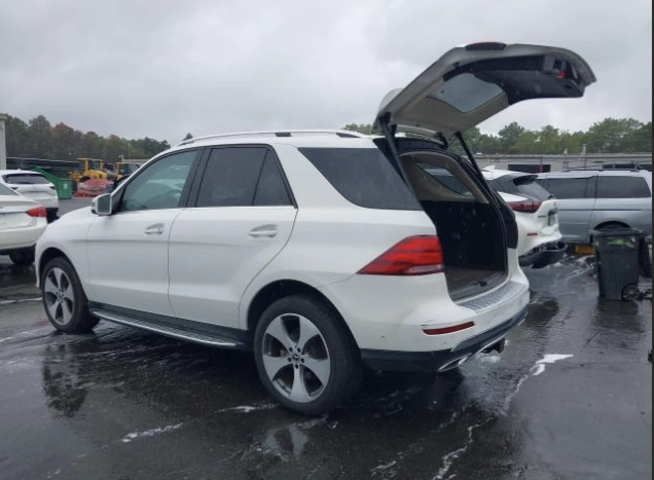 Mercedes-Benz GLE 350 Harman/Kardon, dual pano, 360* , keyless  - изображение 3