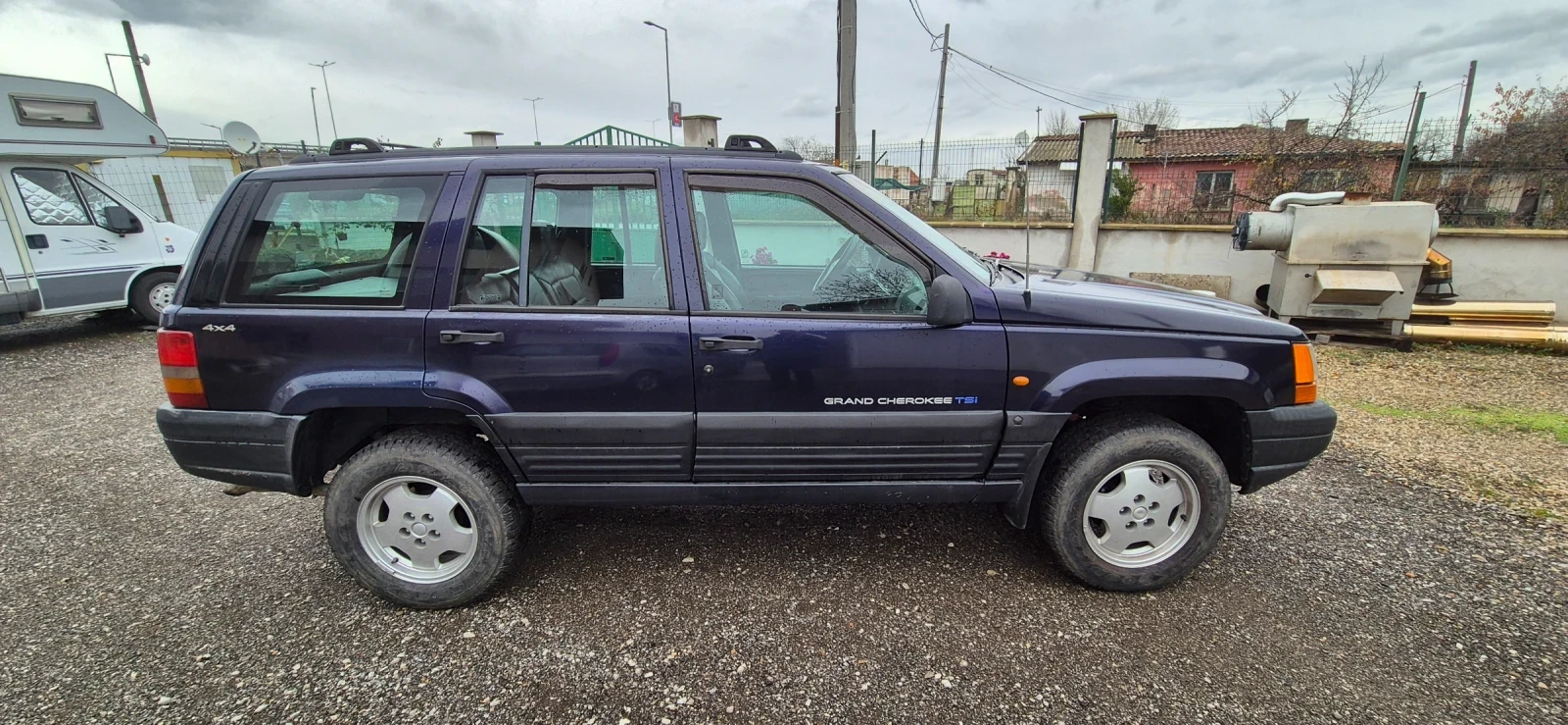 Jeep Grand cherokee 2.5tdi - изображение 2