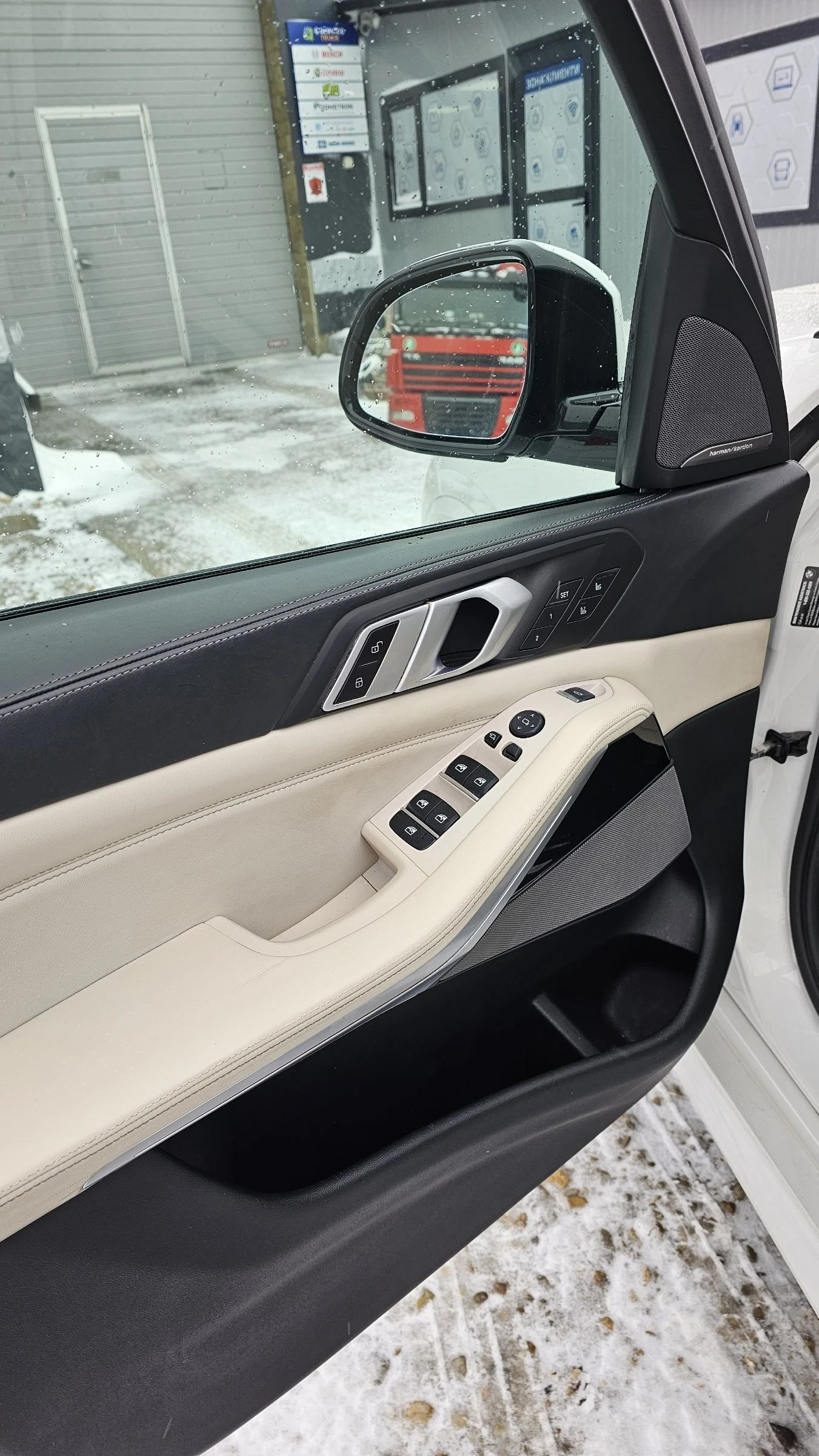 BMW X5 ВСИЧКИ ЕКСТРИ! НАПЪЛНО ОБСЛУЖЕНА . - изображение 10