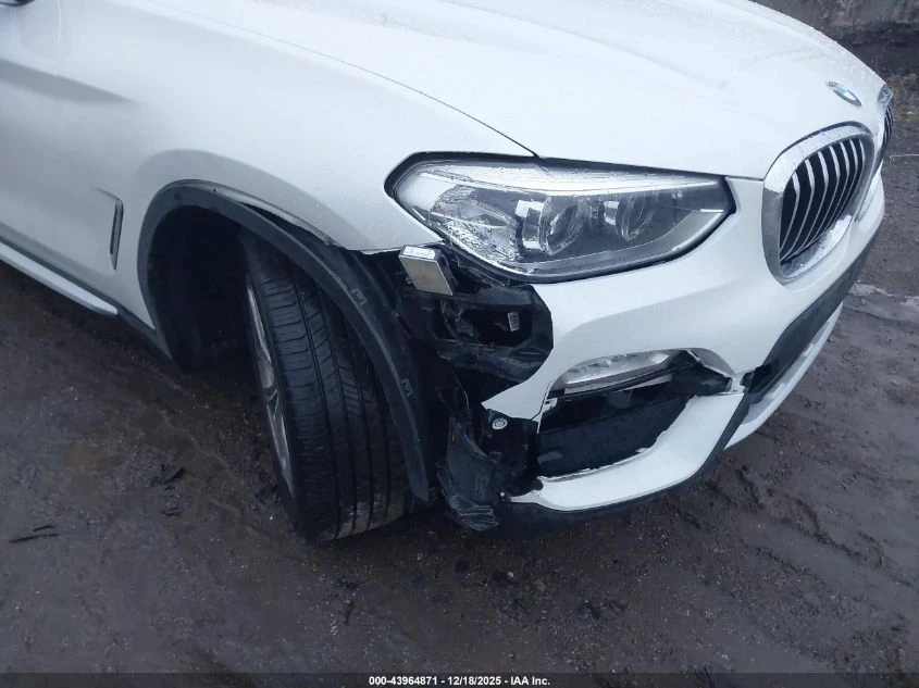 BMW X3 / xDrive30i / 360 / PANO / �������� / CARFAX | Mobile.bg � ����������� 9