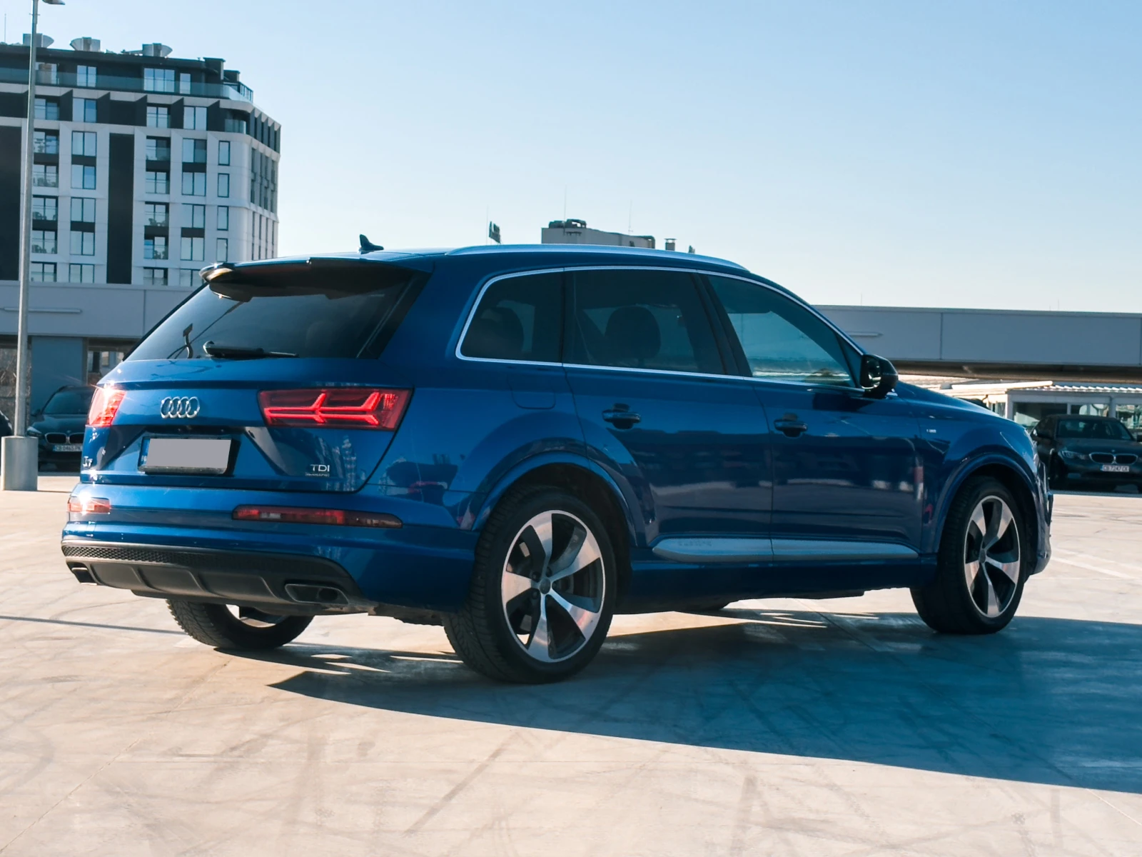 Audi Q7, снимка 5 - Автомобили и джипове - 53757318