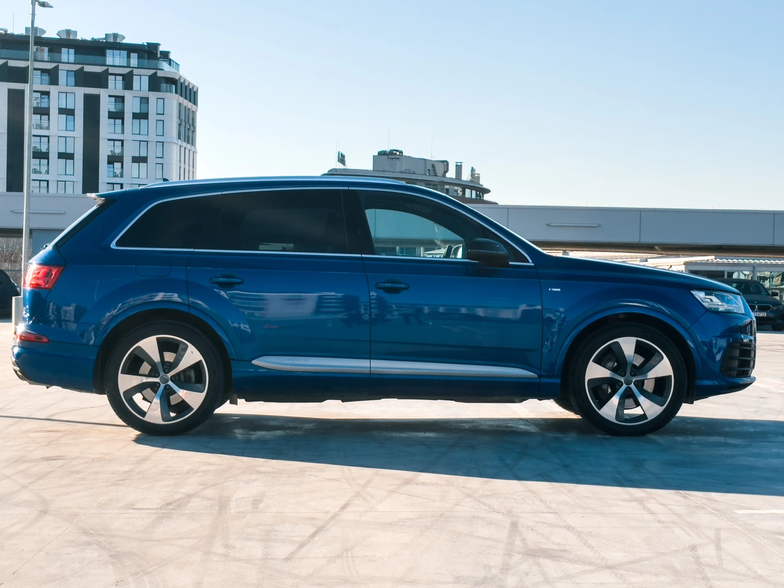 Audi Q7, снимка 8 - Автомобили и джипове - 53757318