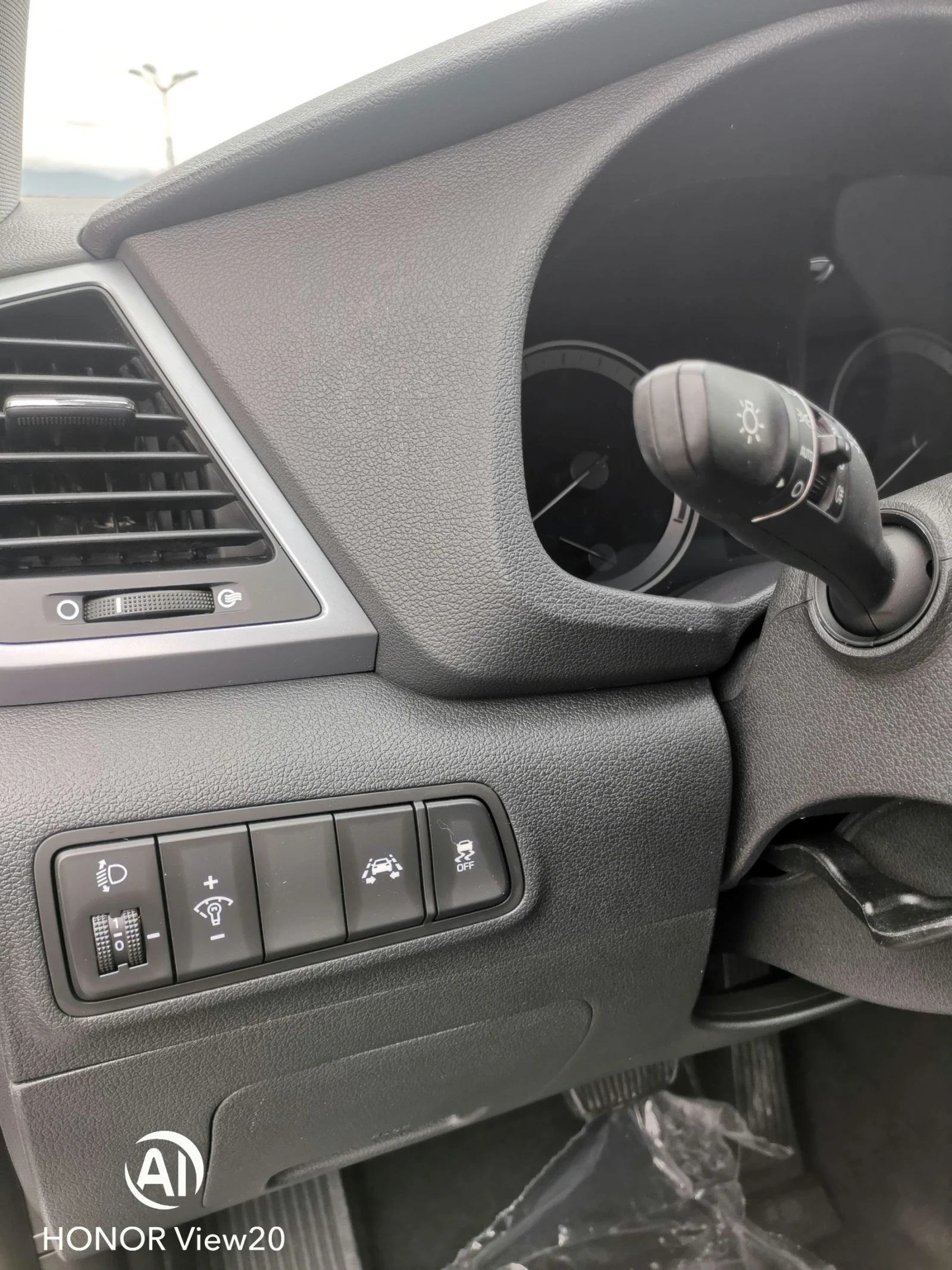 Hyundai Tucson 2.0 4х4, снимка 17 - Автомобили и джипове - 54310930