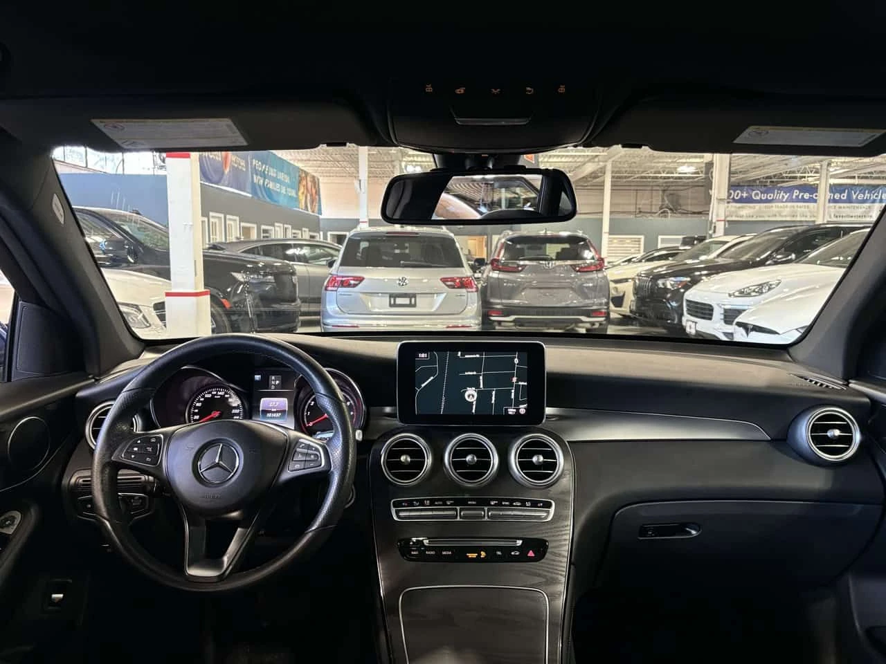 Mercedes-Benz GLC 300 4MATIC| NAV| BLACKWOOD| DUALROOF| LED| LEATHER| + , снимка 8 - Автомобили и джипове - 54343642