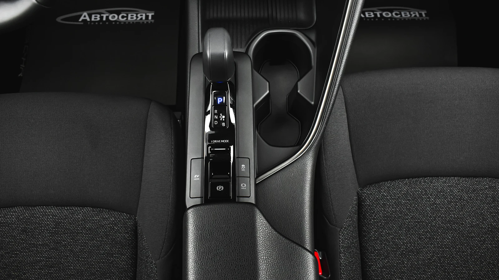 Toyota C-HR CULT 1.8 Hybrid Automatic, снимка 12 - Автомобили и джипове - 54960780
