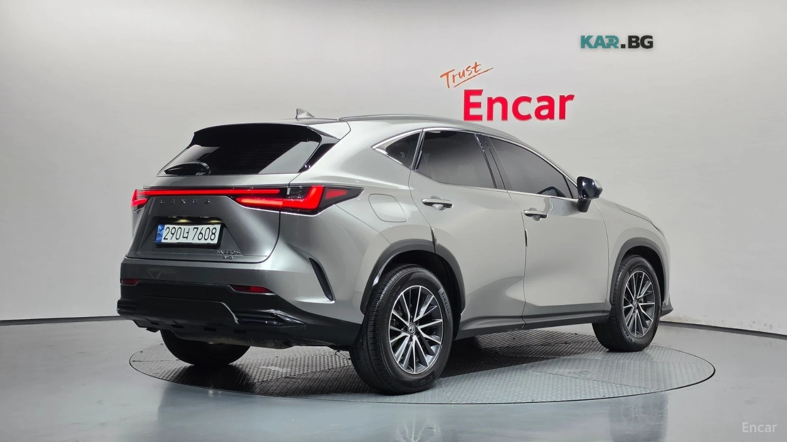 Lexus NX 450 Premium* 360* ОБДУХВ* НАВИ* ПАНО, снимка 2 - Автомобили и джипове - 56138127